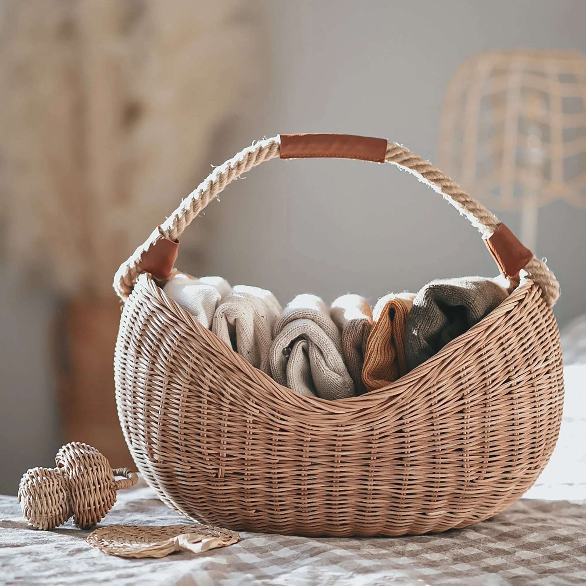 RATTAN HALF MOON BASKET