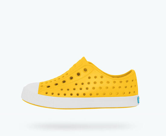 Native Jefferson Child in Crayon Yellow/ Shell White