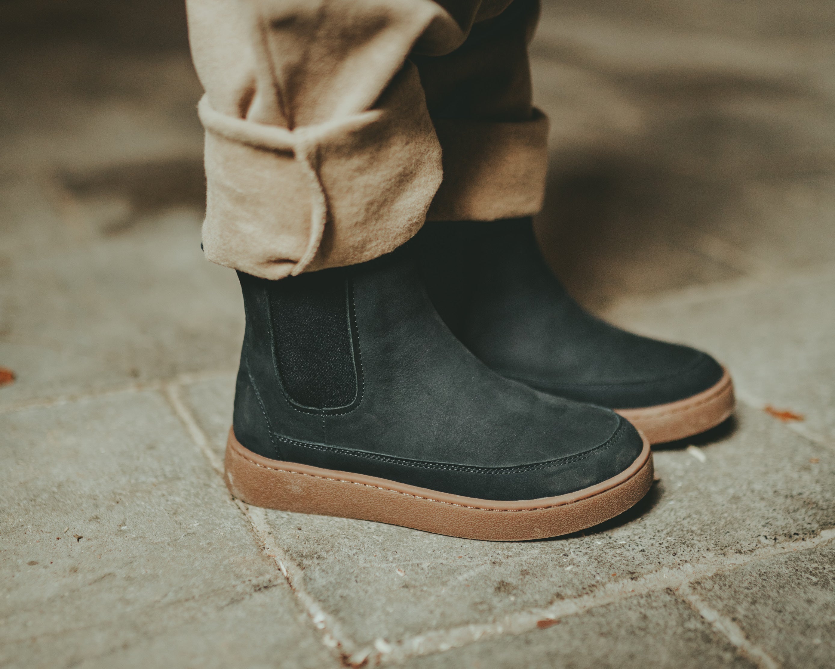 Ojeh Boots in Navy Nubuck